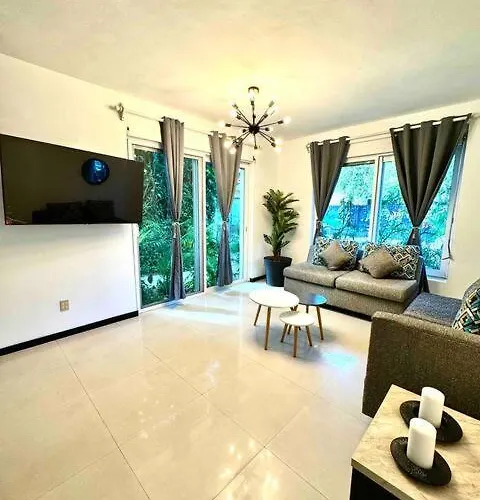 5th Avenue Oasis 8 Personas Playa del Carmen